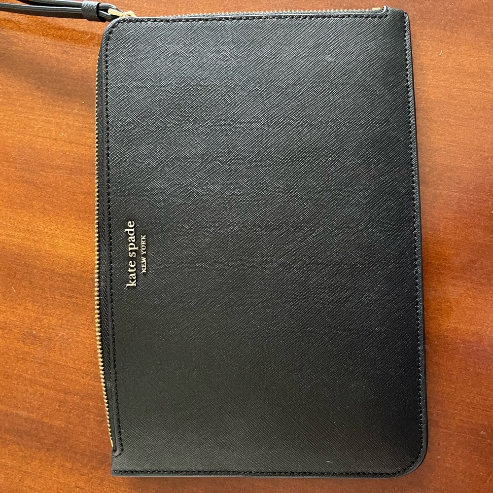 NWT Kate Spade Black Wristlet